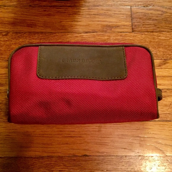 Travel Other - 🔴 NWOT Red Brown travel bag with accessories